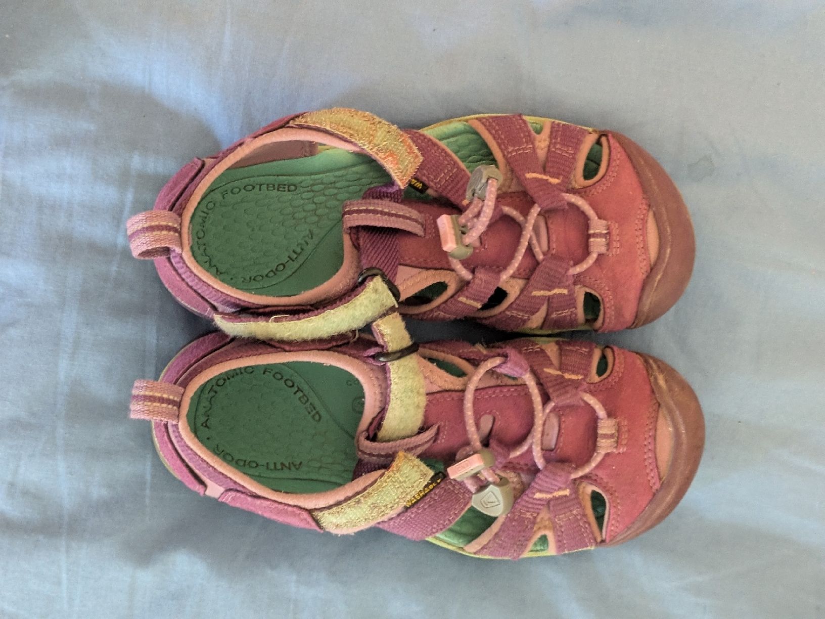 Chaussures filles: Sandaletten Keen Grösse 32 – D'occasion à Zürich par s--h