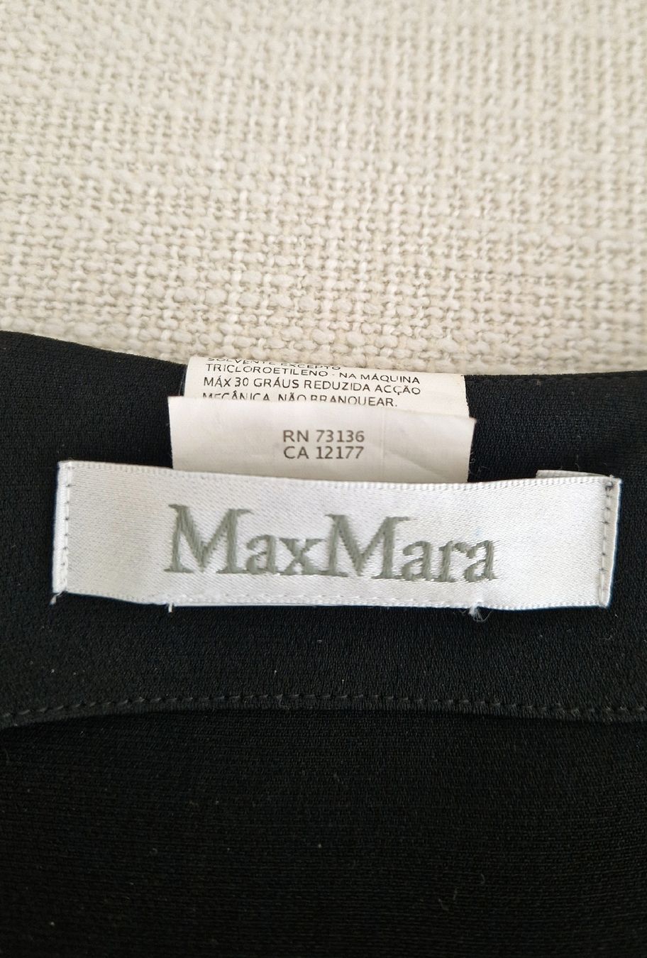 Max Mara Vestiti: MAX MARA Kleid Schwarz Gr.M/L – Nuovo (secondo la descrizione) da Horgen venduto da akkohappyshopping 2