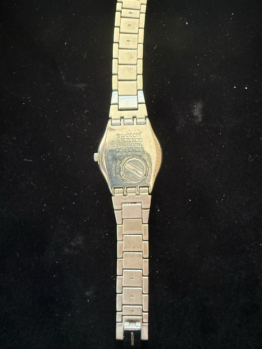 Swatch Uhren: Montre Swatch a quartz – Defekt aus Yverdon-les-Bains von sge_9vfy 2