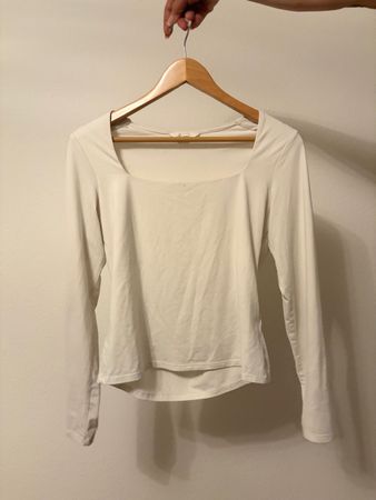 Cremefarbenes Langarmshirt I Gr. M
