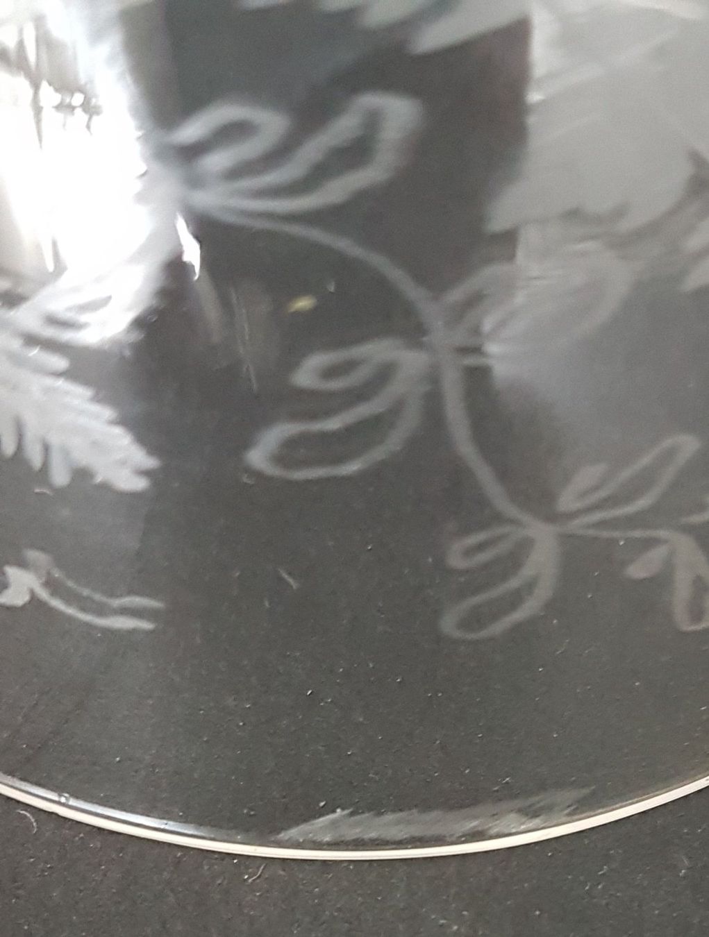 Gläser: Antikes Glas konisch graviert Blumen – Gebraucht aus Kaltbrunn von Condor2 4