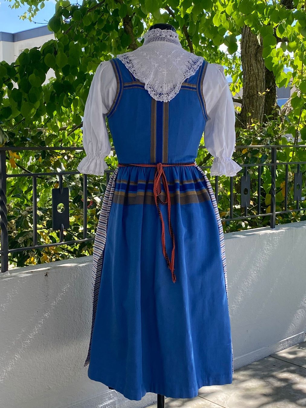 Costumi: Luzerner Tracht (Schweizer Dirndl) – Usato da Luzern venduto da kornerlu 1