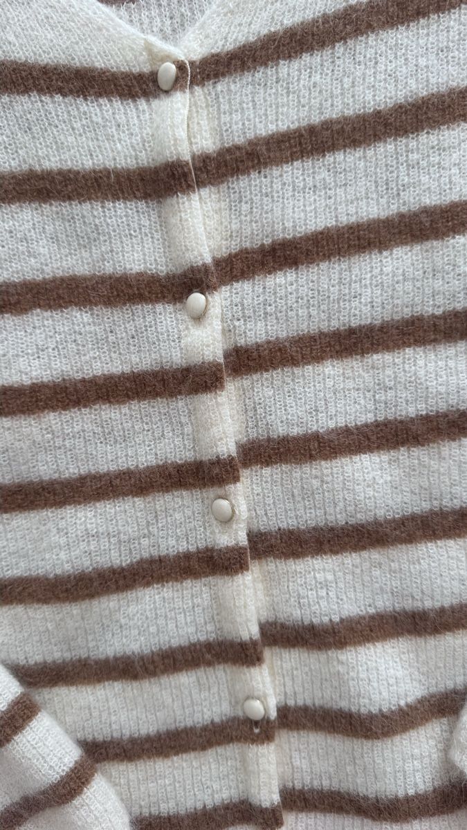 Sezane Jacken: Sezane Strickjacke, Gr. M – Gebraucht aus Zug von glimpsey 1