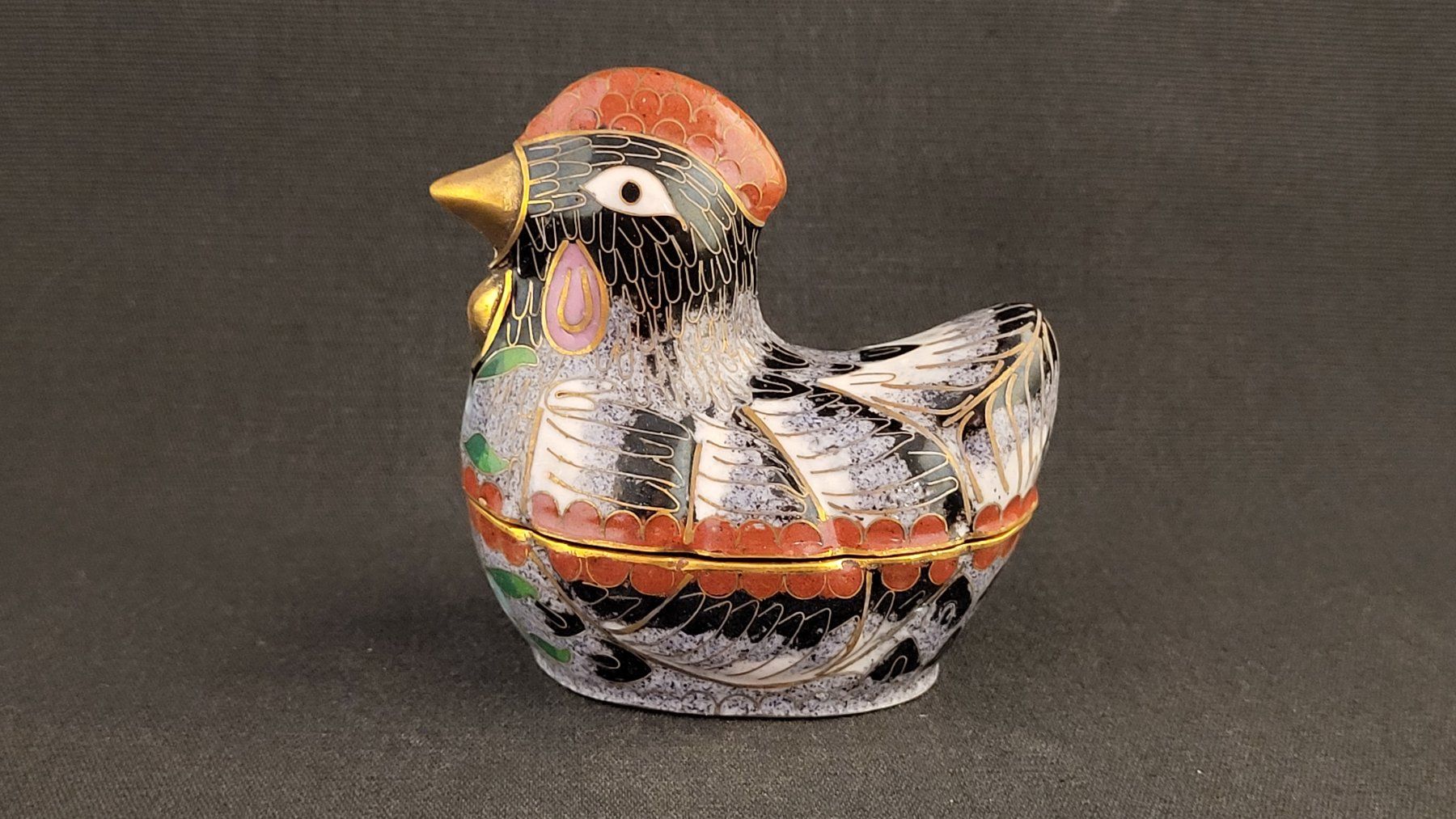 Figuren: Cloisonne-Dose HUHN HENNE – Gebraucht aus Basel von spinne02