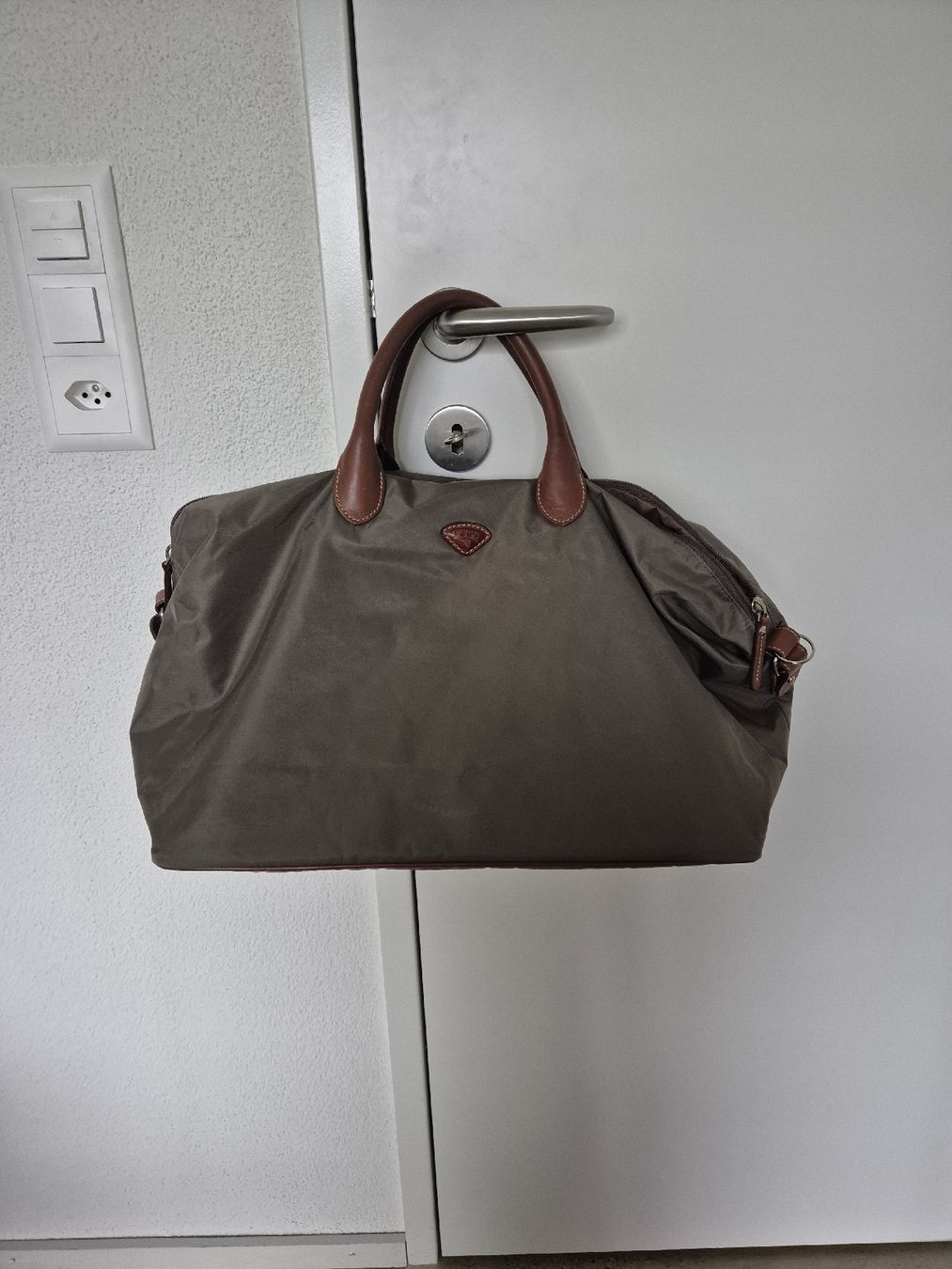 Sacs: Schicke Reisetasche / Weekender – D'occasion à Schlieren par nat_76vd