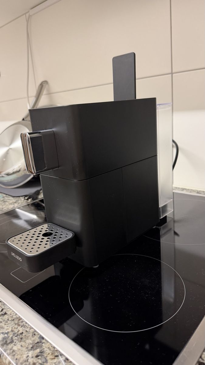 Delizio Macchine per caffè & Macchine per espresso: Delizio Carina Coffee Machine  – Nuovo (secondo la descrizione) da Basel venduto da NecC 2