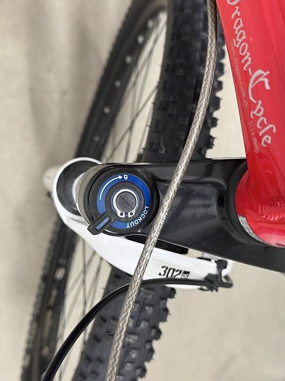 Velos: Specialized Rockhopper MTB RockShox,Deore,Scheibenbremsen – Gebraucht aus Belp von pab_l6w5 3