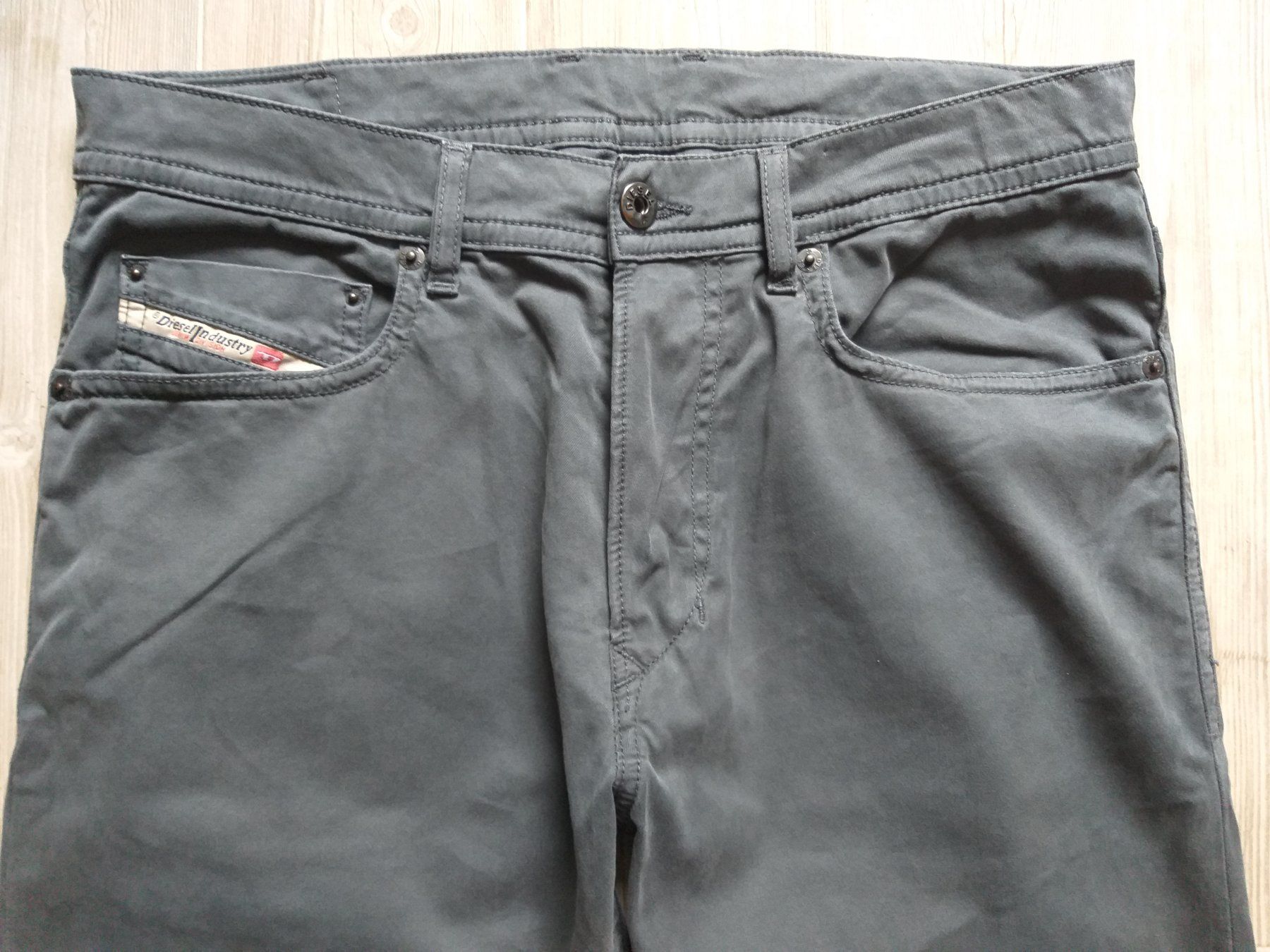 Diesel Jeans: DIESEL Jeans taille / Grosse 28 – Usato da Cossonay-ville venduto da Super-Price-Quality 1