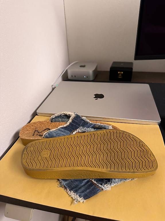 Scarpe da donna: Jeans Flip Flops Size 39 EU – Usato da Schübelbach venduto da Rahnmont 3