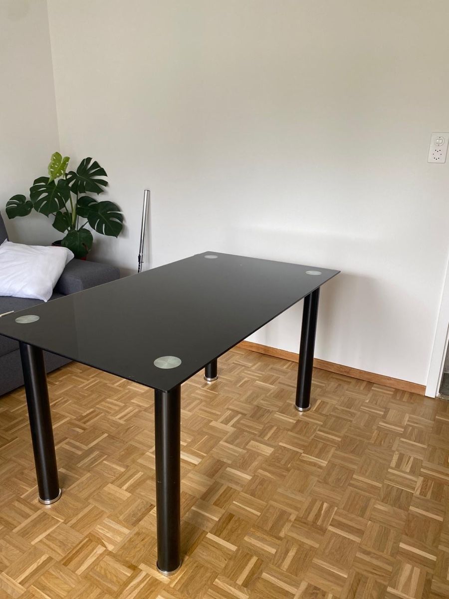 Tavoli: Tavolo  – Usato da Basel venduto da lai_75yt