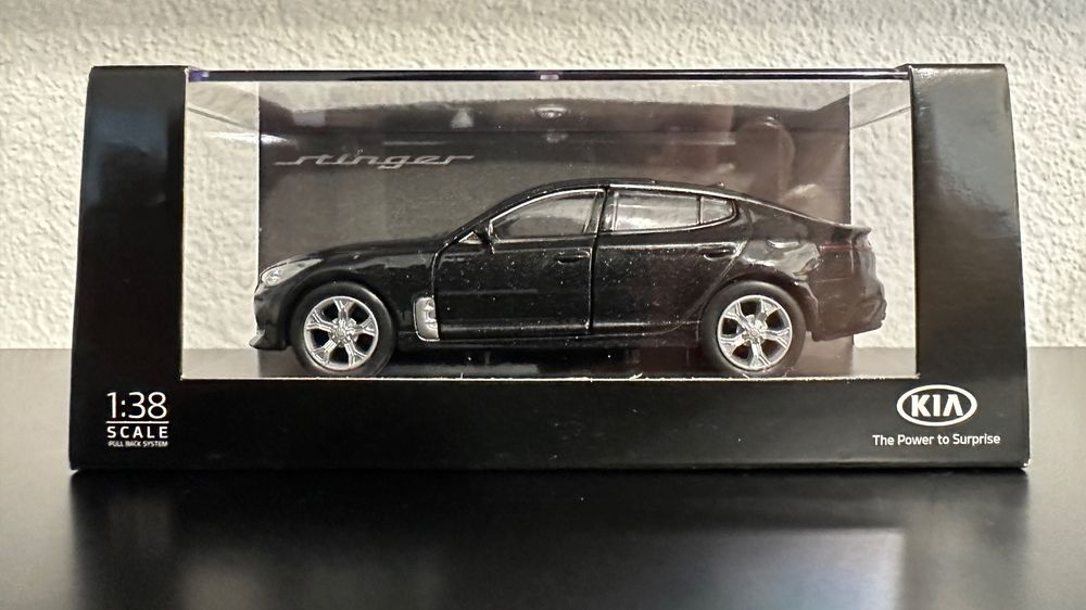 Modellauto Kia Sportage Weiß 1:38 Original Mit Pull Back NEU KIA10333-WH