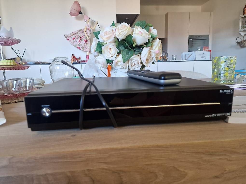 Ricevitori: Sateliten Receiver von Humax – Usato da Küsnacht ZH venduto da Kaplumbag