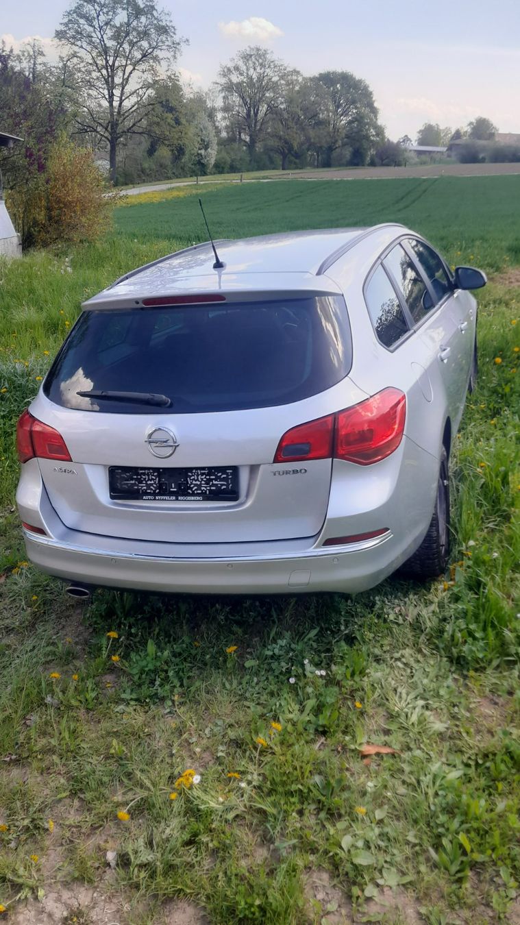 Opel Automobili: Opel Astra J – Usato da Dällikon venduto da 3B_Buschpilot 1