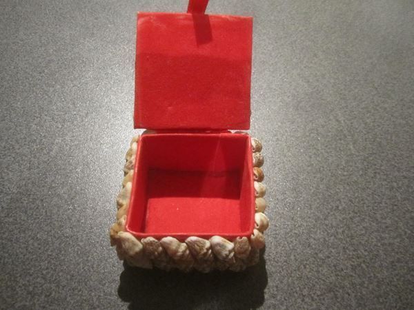 Altro in Decorazioni & Accessori: Schachtel mit Muscheln verziert – Usato da Zürich venduto da abraxas1291 1