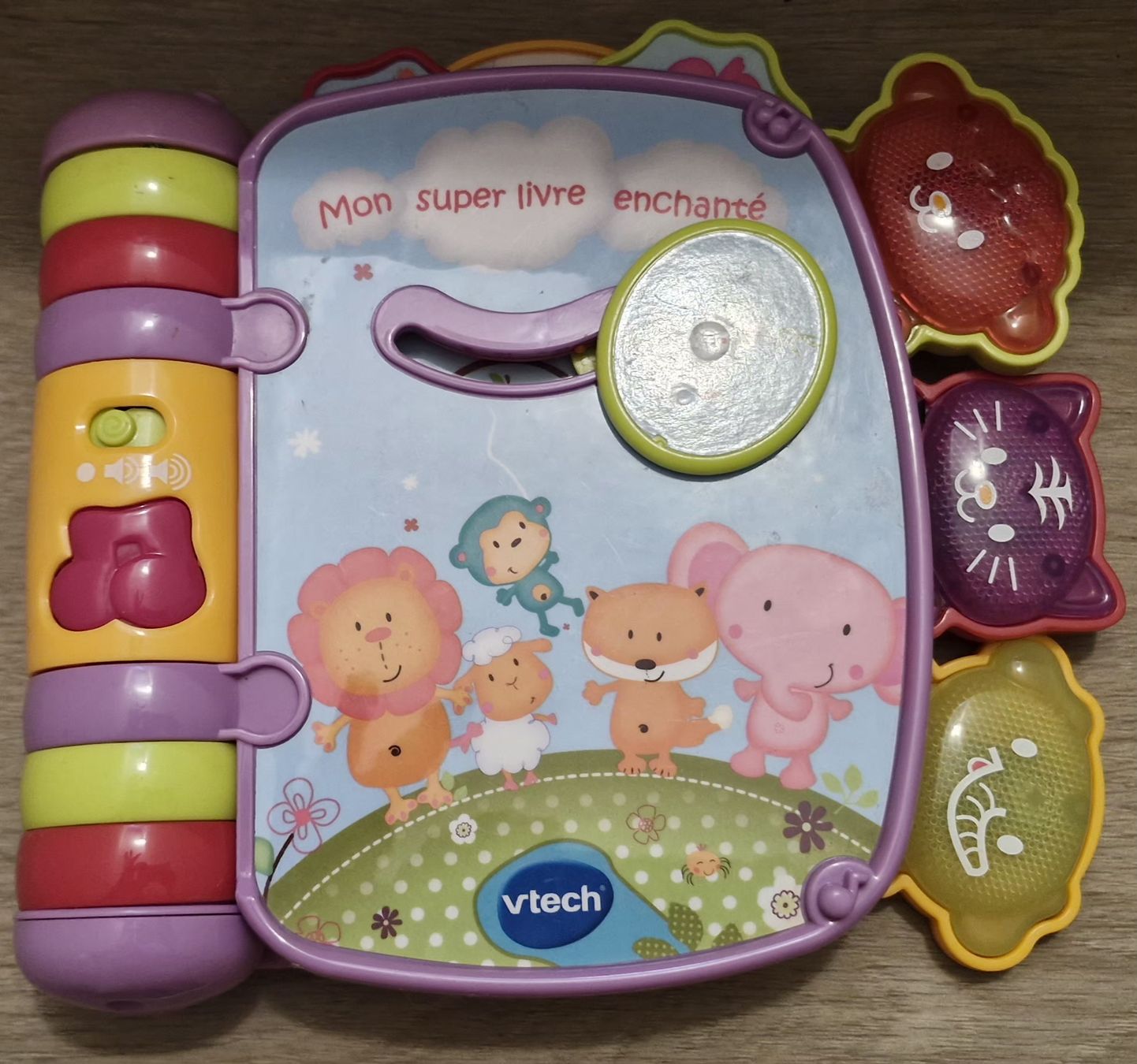 Libri: Livre interactif VTech "Mon super livre enchanté" pour bébé – Usato da Grenchen venduto da Arga.11