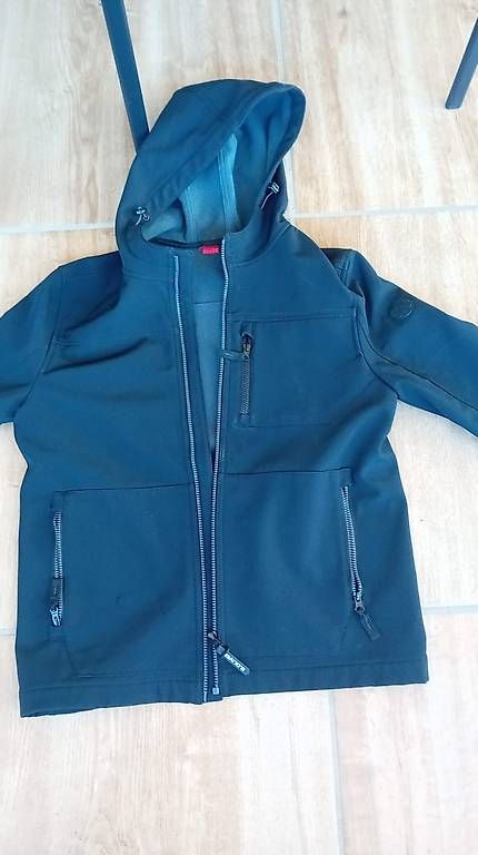 Jacken & Mäntel: S.Oliver Softshelljacke – Gebraucht aus Volketswil von dav_8rrs