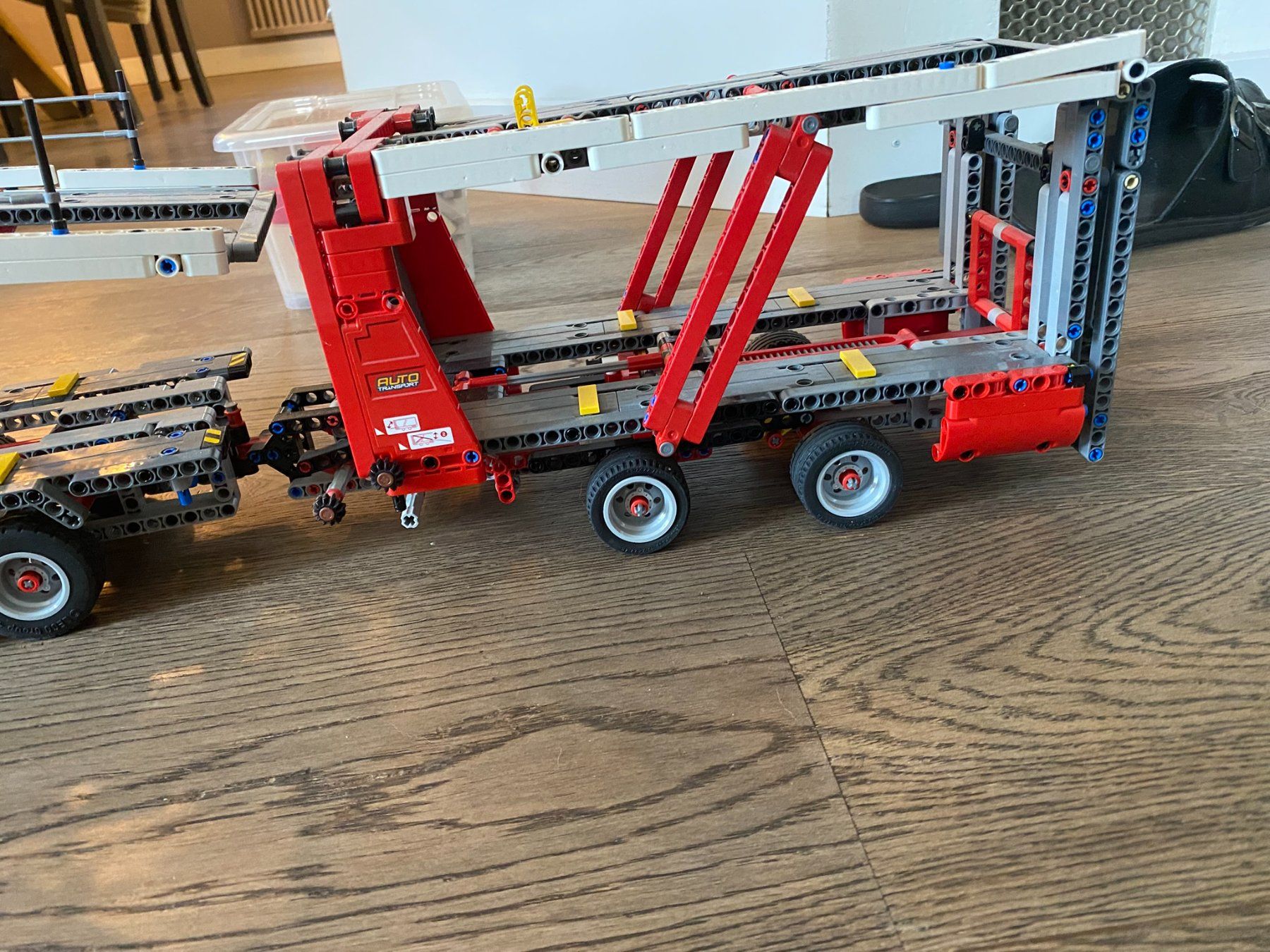 Lego Jeux de construction: Lego Technic Autotransporter 42098 – D'occasion à Affoltern am Albis par Suterp 1