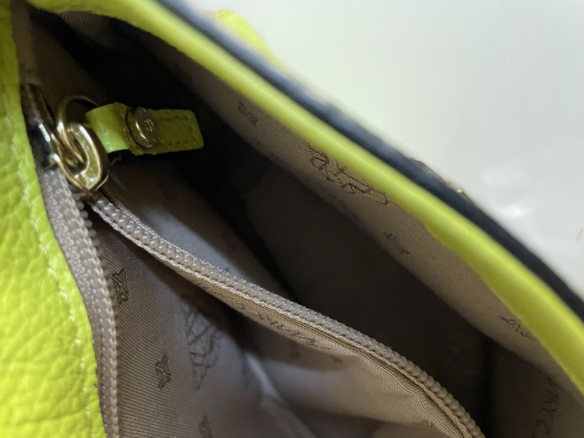 Marc Cain Borse da donna: Bag – Nuovo (secondo la descrizione) da St.Gallen venduto da nat_7n75 6