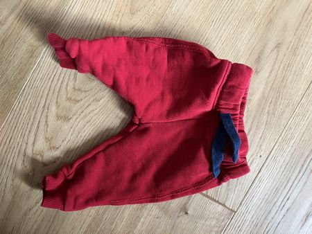 United Color of Benetton Baby Red Pants, size 62 cm, warm