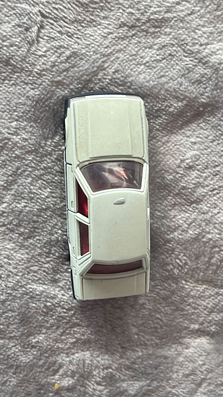 Toyota Modellini d'auto: Toyota Corolla Modellauto, weiss – Usato da Schübelbach venduto da Dolly990_2 1