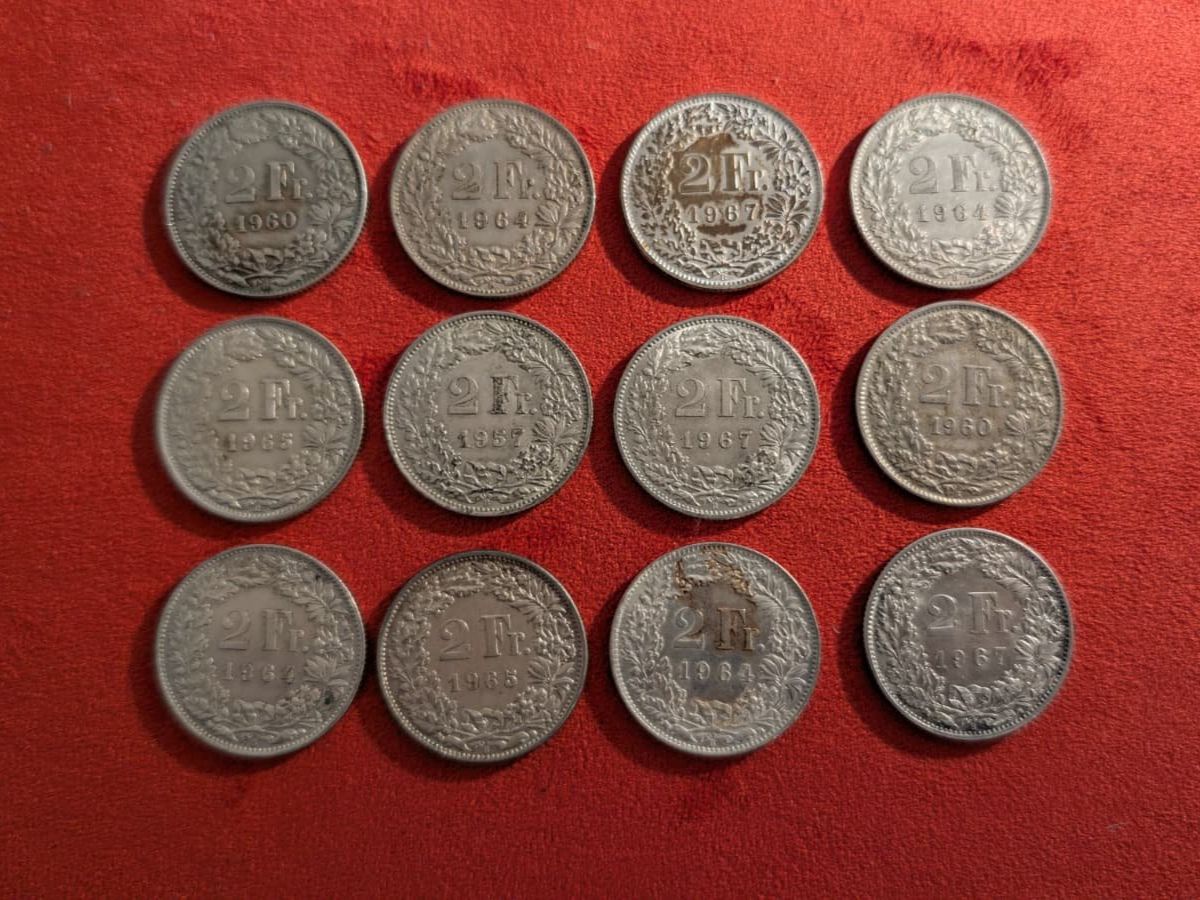 Tutti le monete: 12x 2.- Silber, 100g Reinsilber – Usato da Oberbüren venduto da Kickflip95