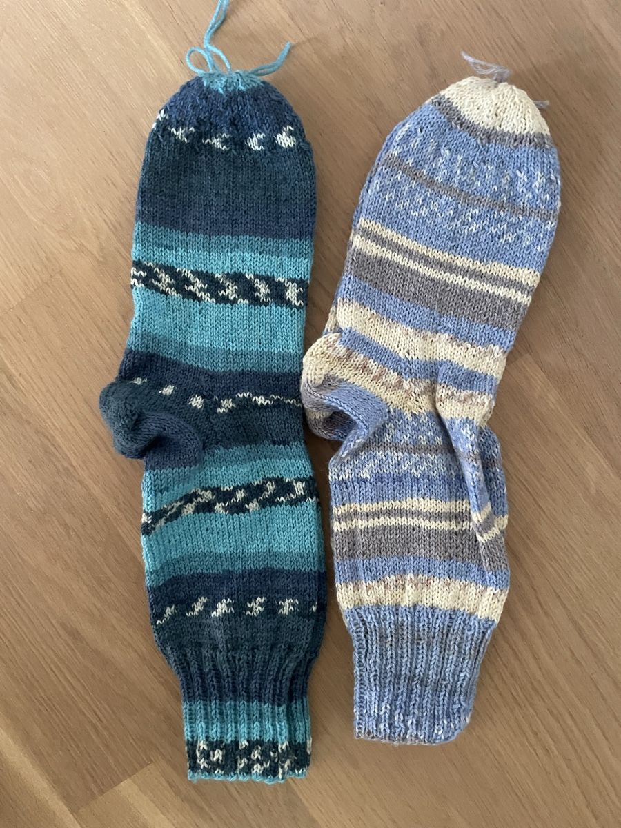 Socken: 2 Paar Handgestrickte Socken  – Neu und originalverpackt aus Oberembrach von Marietta53