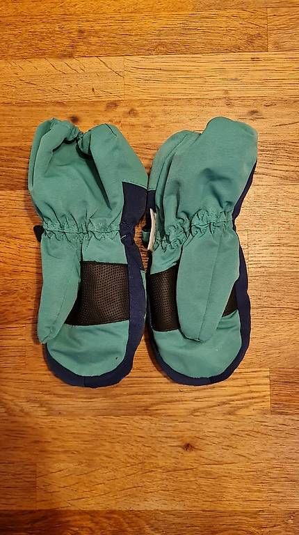 Kinderhandschuhe: Schneehandschuhe 5-7-jährig – Gebraucht aus La Heutte von tau_5vvl 1