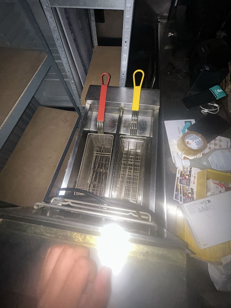 Komplettküchen: Cuisine complète type mc do  – Gebraucht aus Thônex von yac_h7nr 9