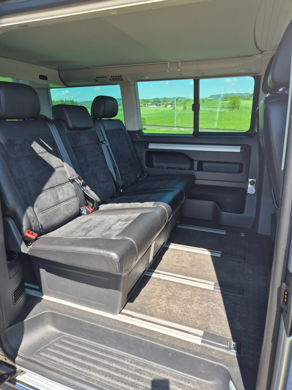 VW Véhicules de camping: VW T6 California Beach – D'occasion à Steinhausen par CyrillS0102 4