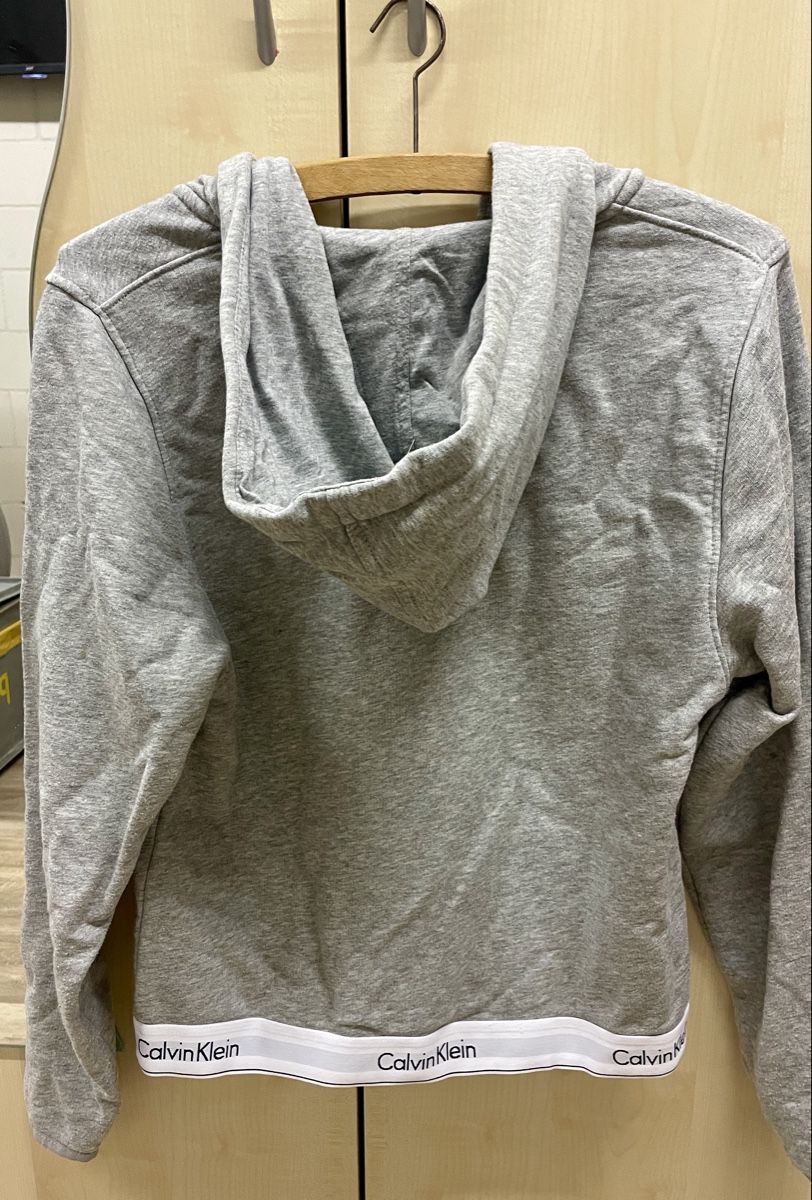 Calvin Klein Giacche: Calvin Klein Zip-Hoodie Grau, Gr. M – Nuovo (secondo la descrizione) da Schliern b. Köniz venduto da Lorena.h 2