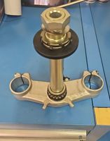 Ninja ZX6R 636 C Gabelbrücke unten