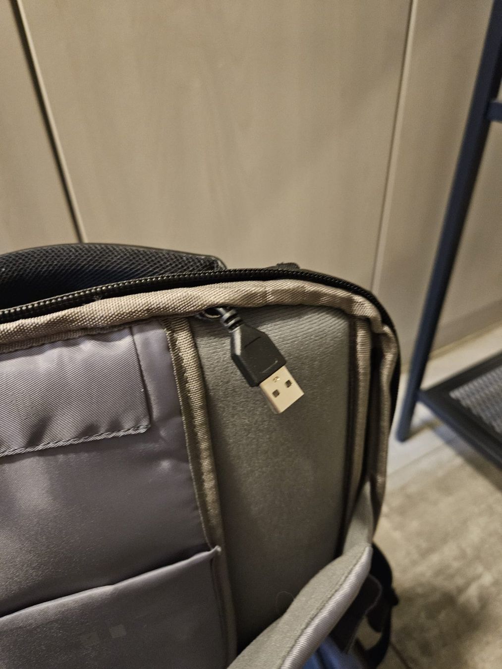 Rucksäcke: Hardshell Rucksack – Gebraucht aus Hergiswil NW von dav_lt6d 3