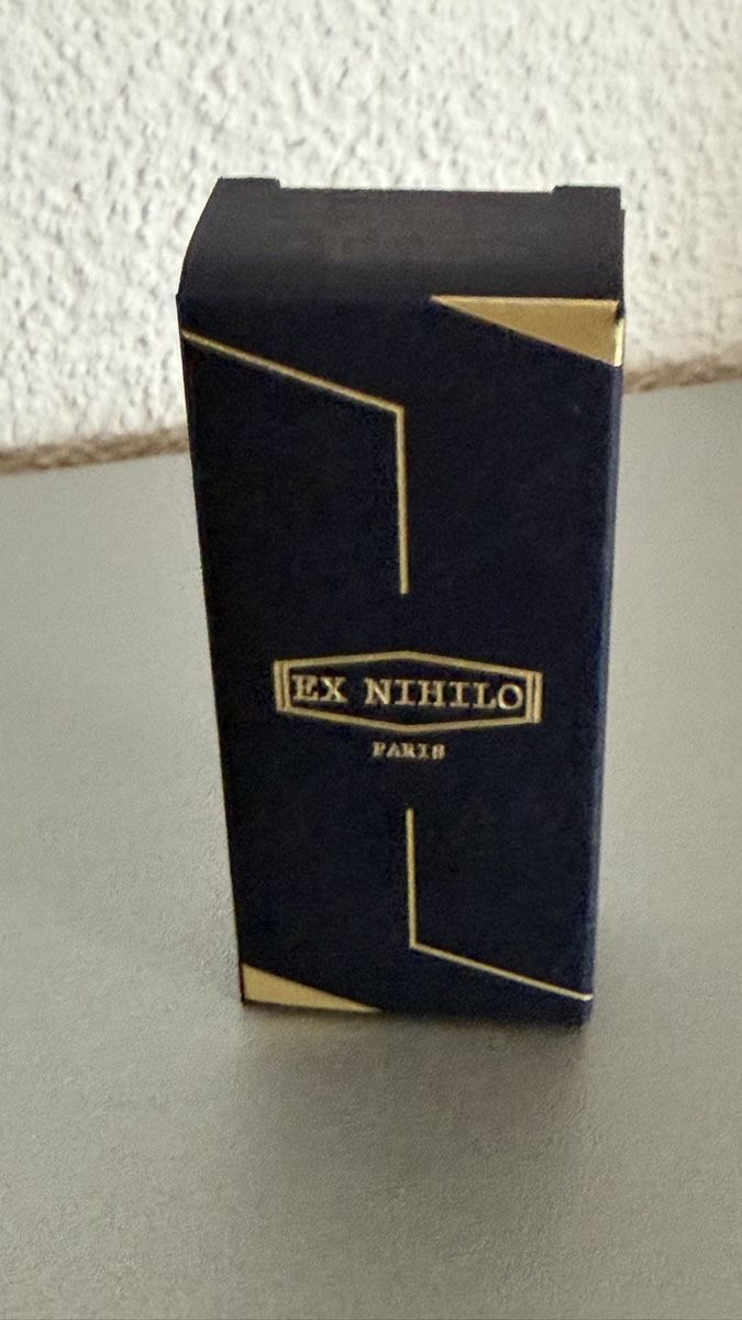 Parfums & Eau de Toilette: Ex Nihilo Fleur Narcotique Extrait de Parfum 2ml NEU – Neuf (Voir description) à Sursee par nri_sbv9