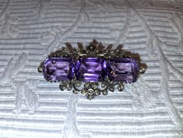 Alte Amethyst-Stabbrosche im Kissenschliff Jugendstil