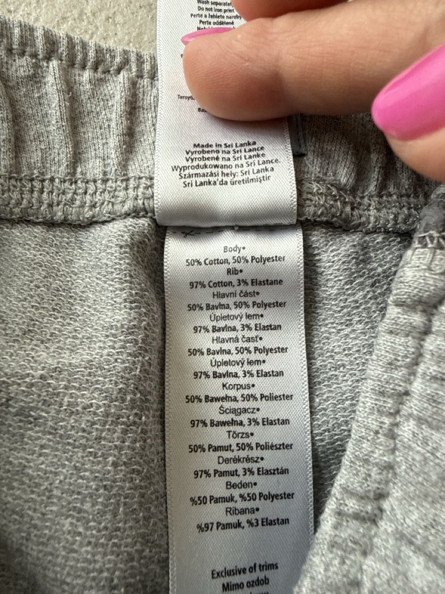 Hosen: Short Gr.116, Grau, Brief 3.00 Fr. – Gebraucht aus Waltenschwil von lina-04 3