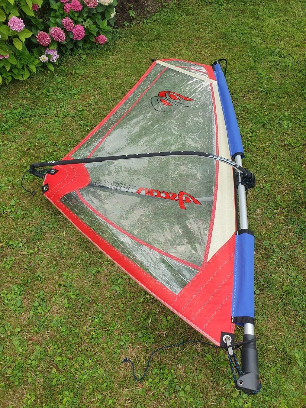 Planches de surf: Kleines Windsurf set – D'occasion à ADLIGENSWIL par R_de_kort 1