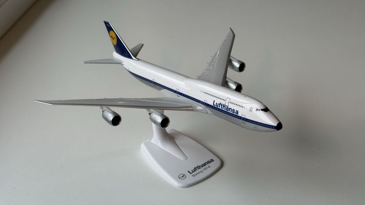 Herpa Kit di modellismo & Modellini statici: Herpa - Boeing 747-8 SnapFit – Usato da Sonvico venduto da youtuber