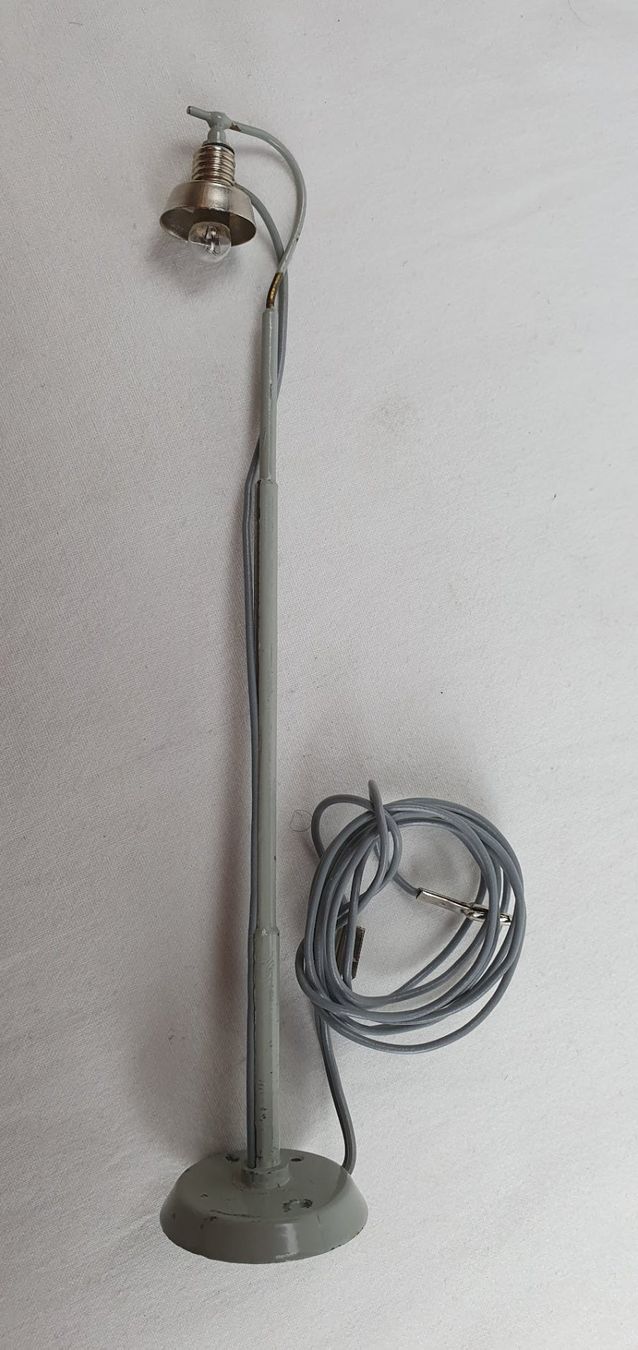 Märklin Modellini di ferrovie: Märklin 7048 Bogenlampe H0, OVP – Usato da Seon venduto da voAllBah 2