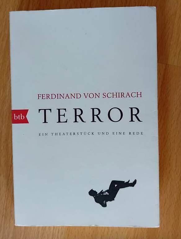 Libri: Buch, Terror, Ferdinand von Schirach – Usato da Fribourg venduto da second_hand_21