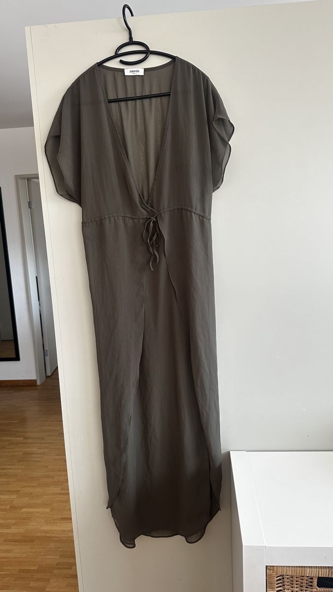 Zalando Kleider: Strandkleid Maxikleid, Khaki, Grösse L – Gebraucht aus Winterthur von -BeHappy24- 4