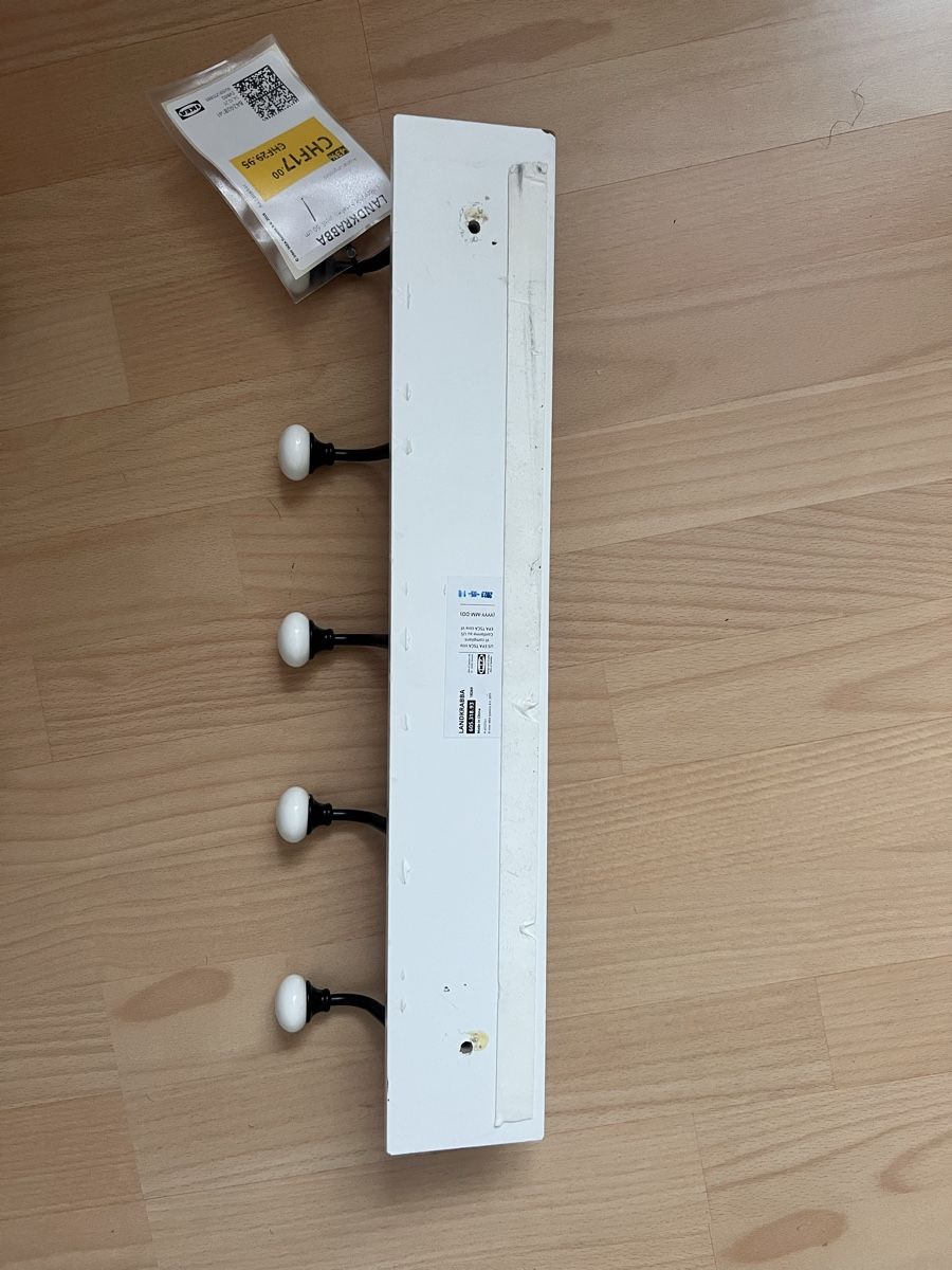 Ikea Guardaroba: Garderobe mit 5 Haken – Usato da Emmenbrücke venduto da iul_2pbl 1