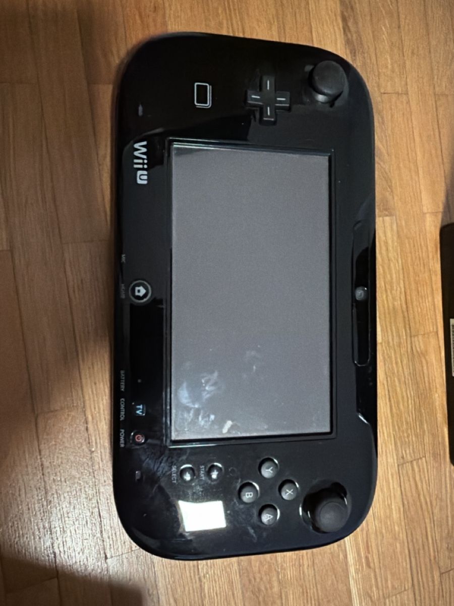 Nintendo Console: Nintendo Wii U Konsole Schwarz  – Usato da Schlieren venduto da daf_cw5k