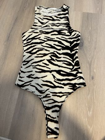 Top Tangabody creme mit Zebrastreifen XS neu