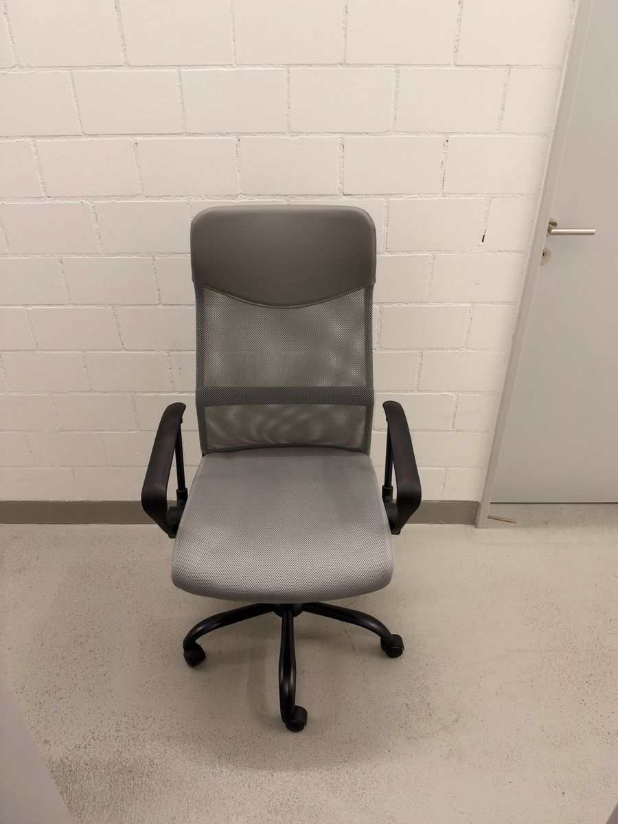 Jysk Stühle: Bürostuhl BILLUM grau – Neu (gemäss Beschreibung) aus Höri von dimada14 3