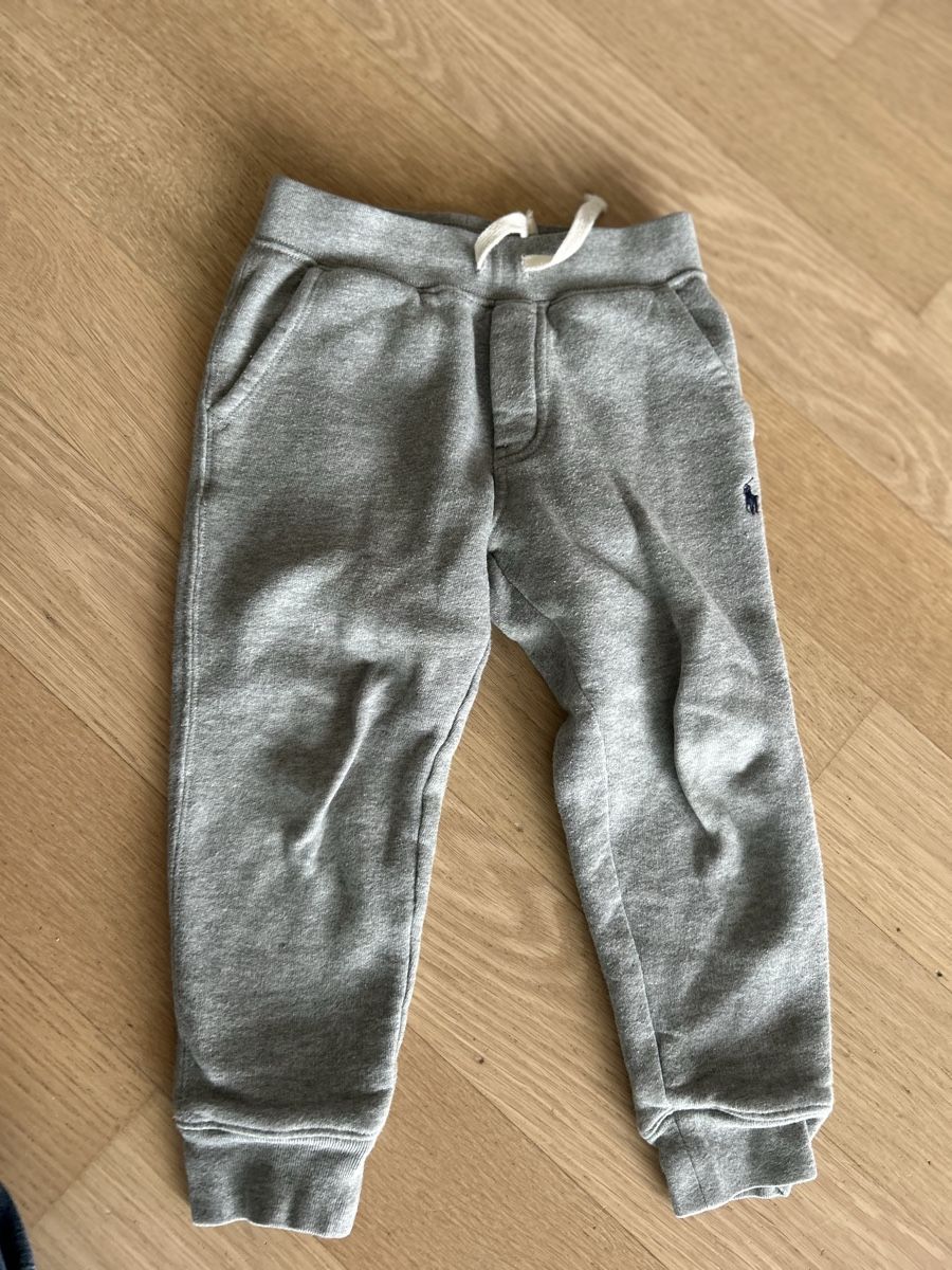 Ralph Lauren Hosen: Ralph Lauren joggers. Size 4 – Gebraucht aus Zollikon von JuRock