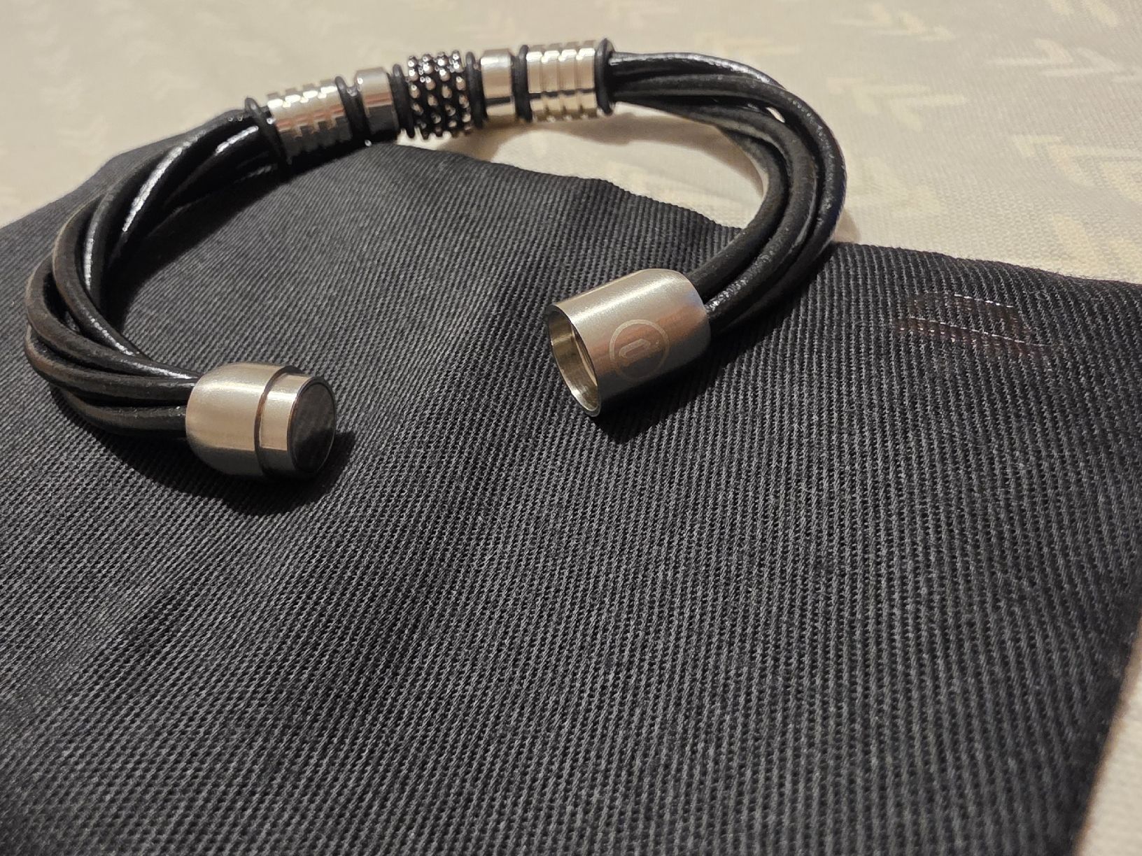 Armbänder & -reifen: Bracelet Police – Neu und originalverpackt aus Courtaman von Bluejazz 2