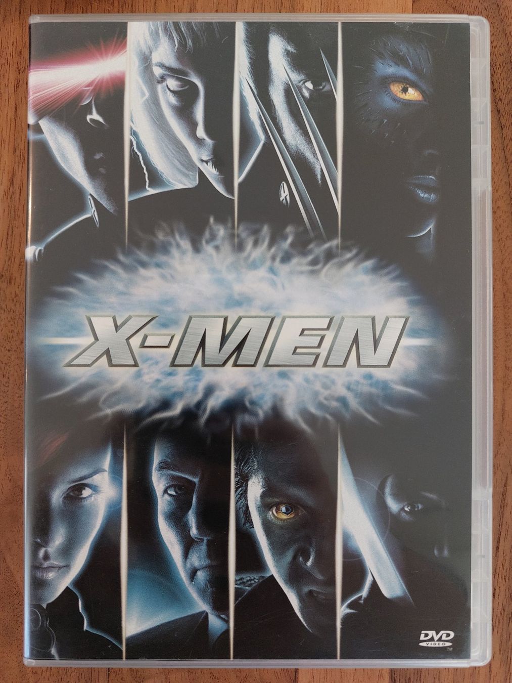Tutti i DVDs: DVD - X-Men 1 (2000) – Usato da Rheinfelden venduto da FilmAuktion