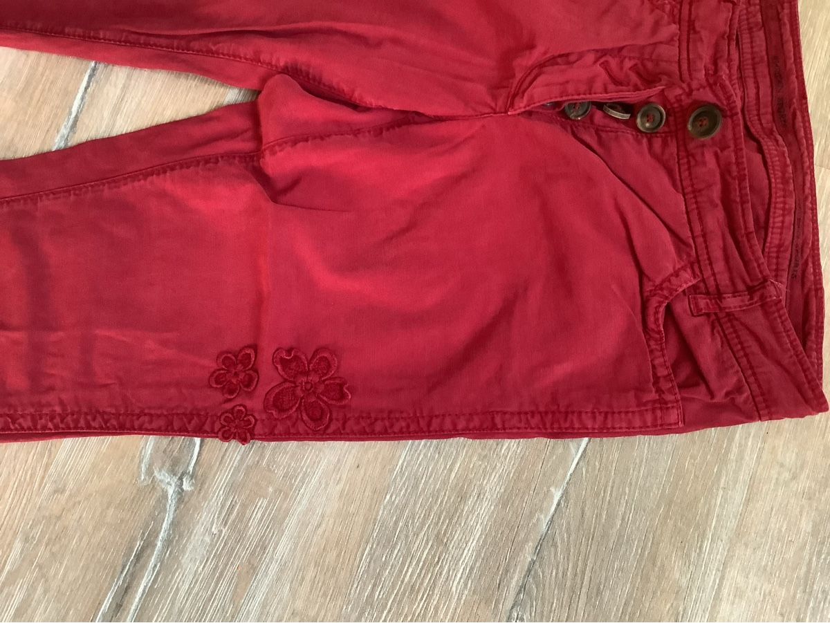 Marc Cain Jeans: Marc Cain Sommerhose rot – Gebraucht aus Uster von eva_hlq9 2