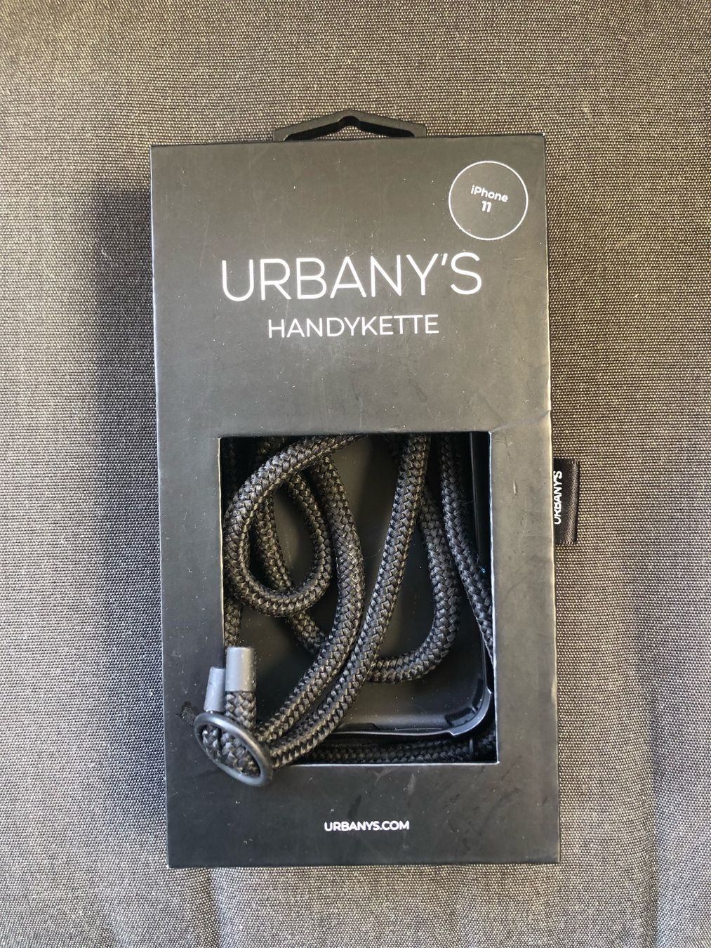 Urbany's Cover & Protezioni schermo: Handyhülle Urbany's schwarz iPhone 11 – Nuovo e nell'imballaggio originale da Zürich venduto da vl_ad