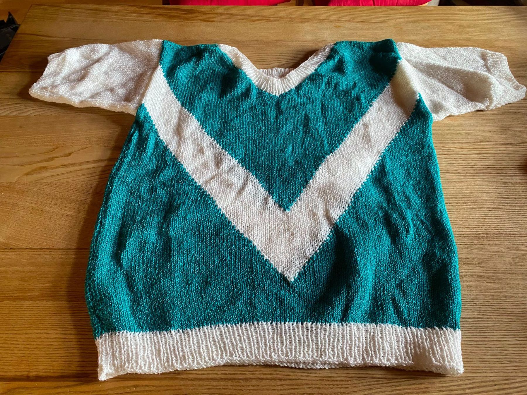 Lots de vêtements: 6 Handgestrickte Pullis Gr. M/L – D'occasion à Röschenz par Tashroal 5